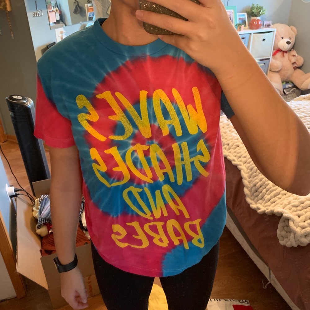 Graphic Tie Dye Tshirt